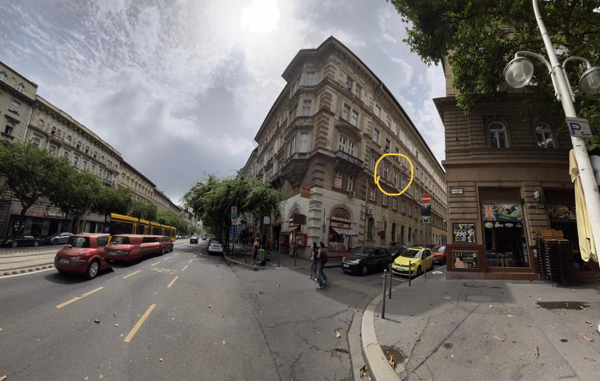 Andrassy Adventures Apartamento Budapeste Exterior foto