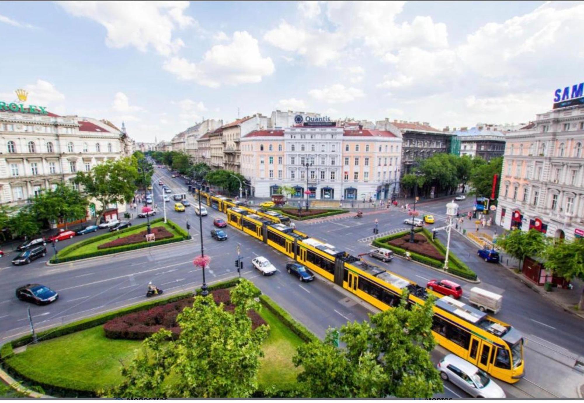 Andrassy Adventures Apartamento Budapeste Exterior foto