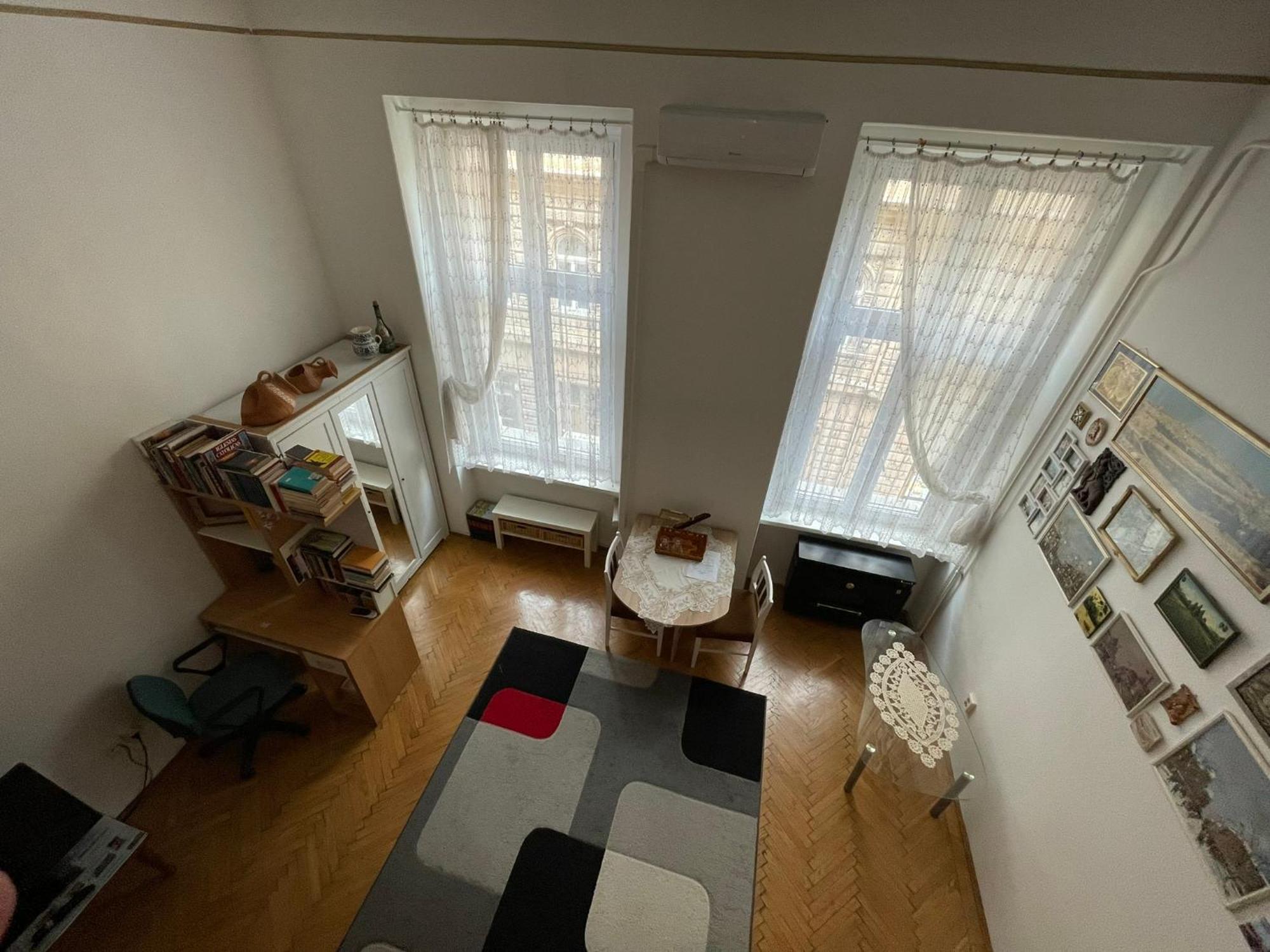 Andrassy Adventures Apartamento Budapeste Exterior foto